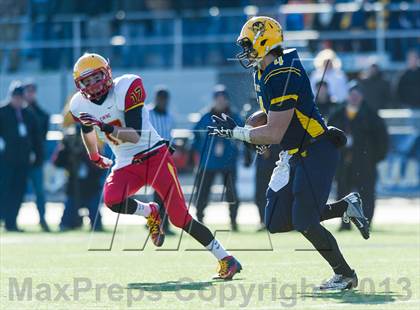 Thumbnail 3 in North Catholic vs. Old Forge (PIAA Class A Final) photogallery.