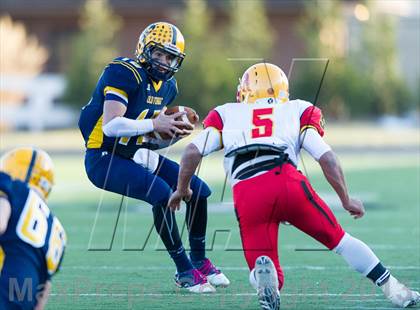 Thumbnail 3 in North Catholic vs. Old Forge (PIAA Class A Final) photogallery.