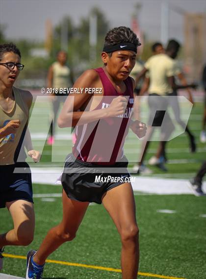 Thumbnail 2 in Golden League CIF Finals (3200 Meter Run) photogallery.