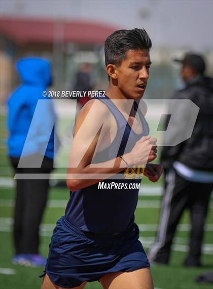 Thumbnail 1 in Golden League CIF Finals (3200 Meter Run) photogallery.