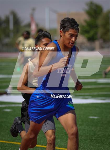 Thumbnail 2 in Golden League CIF Finals (3200 Meter Run) photogallery.