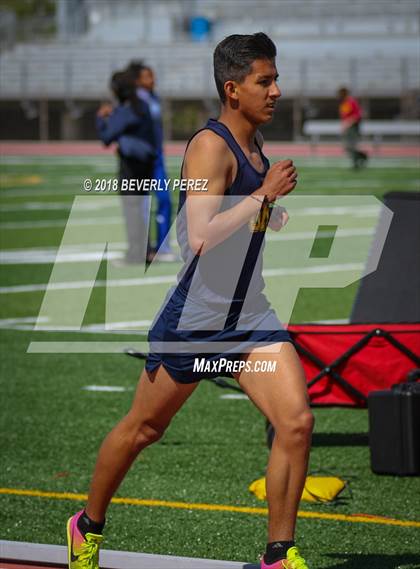 Thumbnail 2 in Golden League CIF Finals (3200 Meter Run) photogallery.
