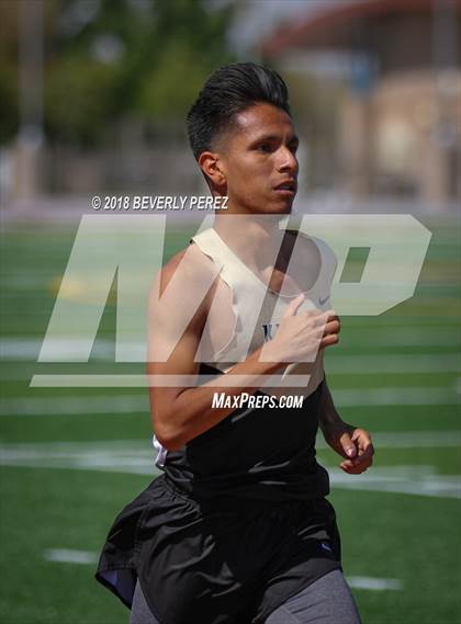 Thumbnail 2 in Golden League CIF Finals (3200 Meter Run) photogallery.
