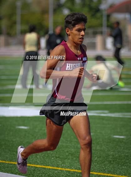 Thumbnail 3 in Golden League CIF Finals (3200 Meter Run) photogallery.