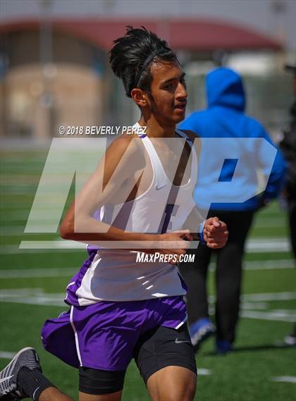 Thumbnail 2 in Golden League CIF Finals (3200 Meter Run) photogallery.