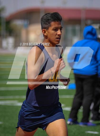 Thumbnail 1 in Golden League CIF Finals (3200 Meter Run) photogallery.