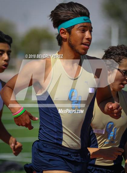 Thumbnail 1 in Golden League CIF Finals (3200 Meter Run) photogallery.