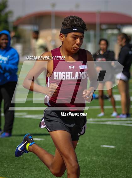 Thumbnail 2 in Golden League CIF Finals (3200 Meter Run) photogallery.