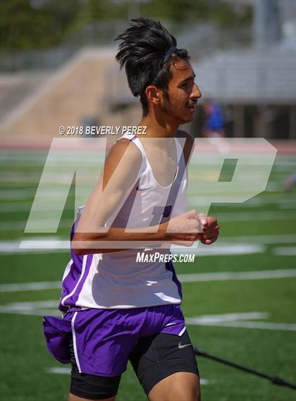 Thumbnail 2 in Golden League CIF Finals (3200 Meter Run) photogallery.