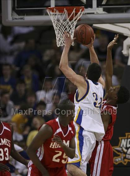 Thumbnail 2 in Newport Central Catholic vs Holmes (Ninth region semifinals) photogallery.