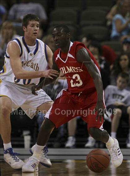 Thumbnail 1 in Newport Central Catholic vs Holmes (Ninth region semifinals) photogallery.