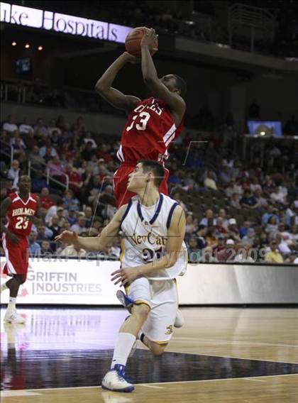 Thumbnail 1 in Newport Central Catholic vs Holmes (Ninth region semifinals) photogallery.