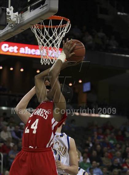 Thumbnail 3 in Newport Central Catholic vs Holmes (Ninth region semifinals) photogallery.