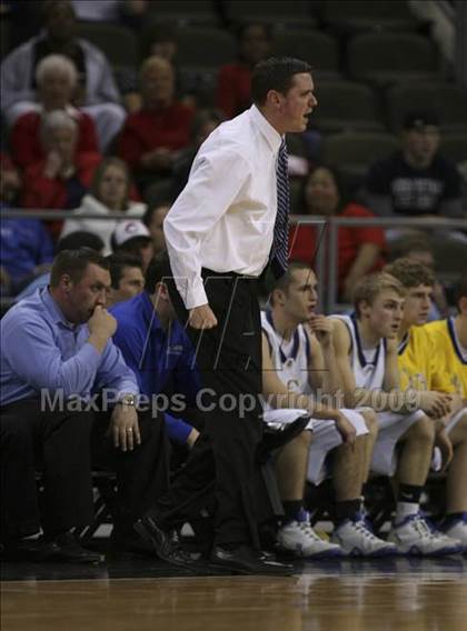 Thumbnail 1 in Newport Central Catholic vs Holmes (Ninth region semifinals) photogallery.