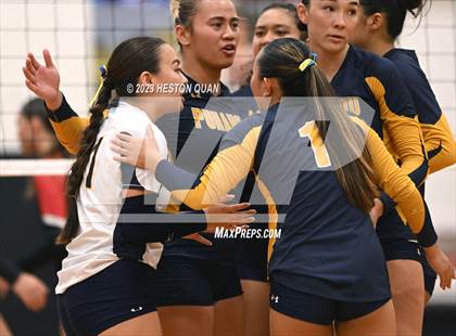 Thumbnail 3 in Punahou @'Iolani photogallery.