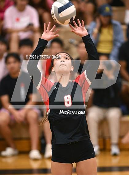 Thumbnail 3 in Punahou @'Iolani photogallery.