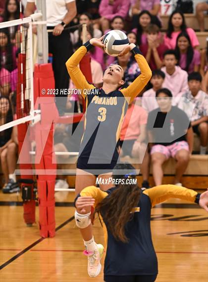Thumbnail 2 in Punahou @'Iolani photogallery.