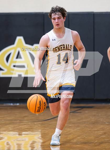 Thumbnail 3 in Leake Academy vs. Washington photogallery.