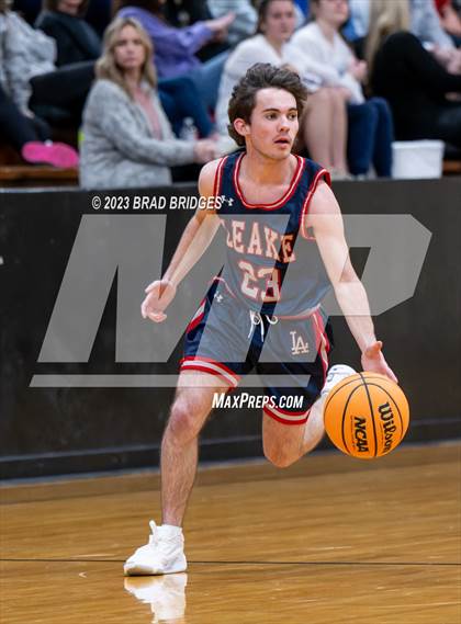 Thumbnail 3 in Leake Academy vs. Washington photogallery.