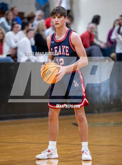 Thumbnail 1 in Leake Academy vs. Washington photogallery.