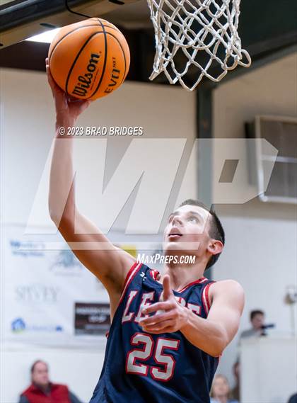 Thumbnail 1 in Leake Academy vs. Washington photogallery.