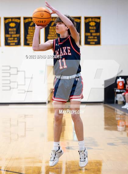 Thumbnail 2 in Leake Academy vs. Washington photogallery.