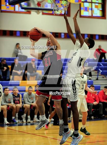 Thumbnail 3 in Holy Trinity vs St. Francis Prep (Tom Crotty Classic) photogallery.
