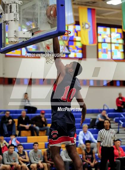 Thumbnail 1 in Holy Trinity vs St. Francis Prep (Tom Crotty Classic) photogallery.