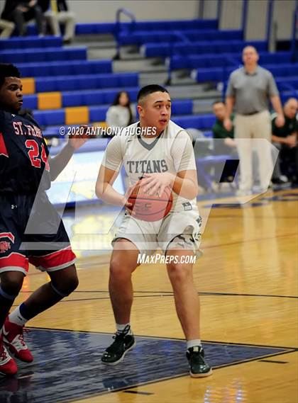 Thumbnail 2 in Holy Trinity vs St. Francis Prep (Tom Crotty Classic) photogallery.