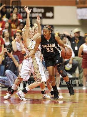Thumbnail 2 in Stockdale vs. Clovis West (CIF CS D1 Final) photogallery.