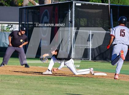 Thumbnail 1 in Glendora vs Etiwanda photogallery.