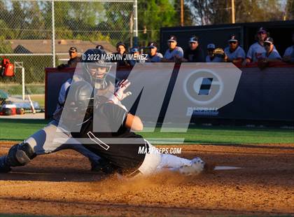 Thumbnail 2 in Glendora vs Etiwanda photogallery.