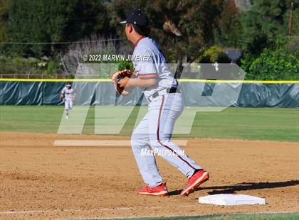 Thumbnail 3 in Glendora vs Etiwanda photogallery.
