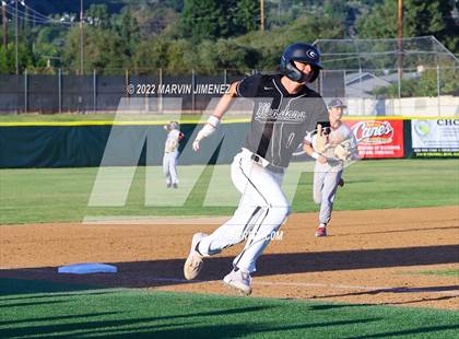 Thumbnail 3 in Glendora vs Etiwanda photogallery.