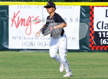Thumbnail 3 in Glendora vs Etiwanda photogallery.