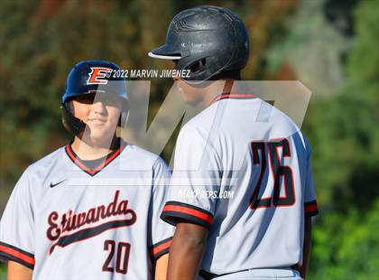 Thumbnail 2 in Glendora vs Etiwanda photogallery.