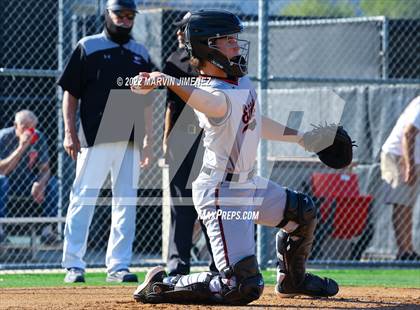 Thumbnail 3 in Glendora vs Etiwanda photogallery.