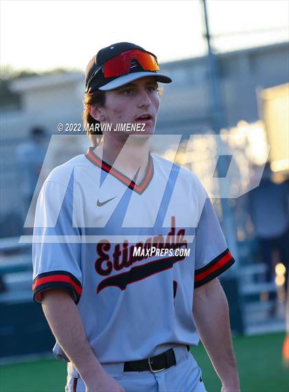 Thumbnail 2 in Glendora vs Etiwanda photogallery.