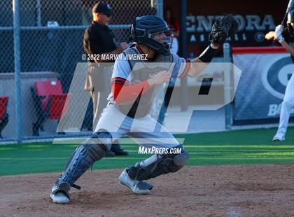 Thumbnail 2 in Glendora vs Etiwanda photogallery.