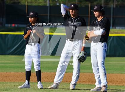 Thumbnail 3 in Glendora vs Etiwanda photogallery.