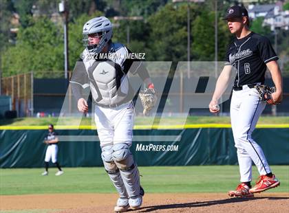 Thumbnail 3 in Glendora vs Etiwanda photogallery.