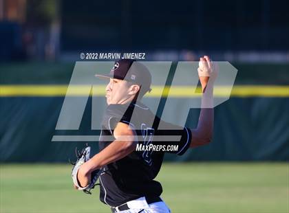 Thumbnail 1 in Glendora vs Etiwanda photogallery.