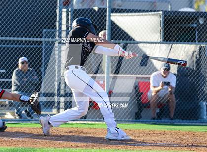 Thumbnail 3 in Glendora vs Etiwanda photogallery.