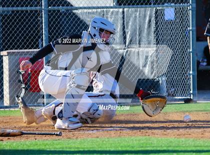 Thumbnail 1 in Glendora vs Etiwanda photogallery.