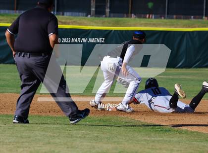 Thumbnail 1 in Glendora vs Etiwanda photogallery.