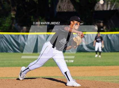 Thumbnail 2 in Glendora vs Etiwanda photogallery.