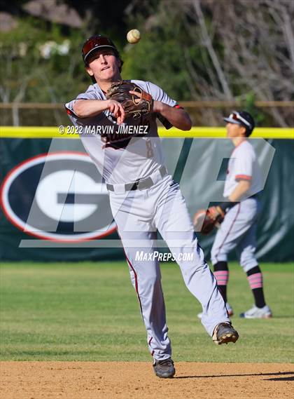 Thumbnail 2 in Glendora vs Etiwanda photogallery.