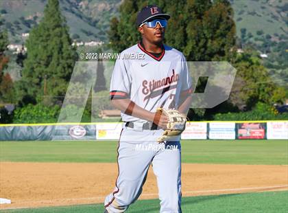 Thumbnail 1 in Glendora vs Etiwanda photogallery.