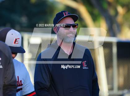 Thumbnail 3 in Glendora vs Etiwanda photogallery.