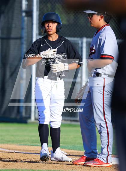 Thumbnail 1 in Glendora vs Etiwanda photogallery.
